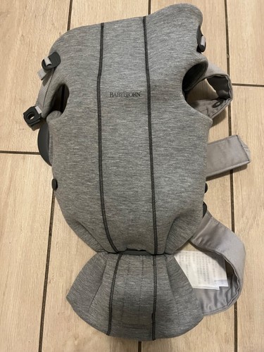 Marsupio neonato