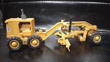 CAT MOTORGRADER MODEL 12G SCALE 1:50 VINTAGE