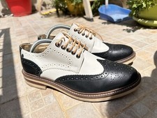 London Leather Base Shoes EU