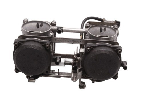 Carburatore doppia valvola a - a,