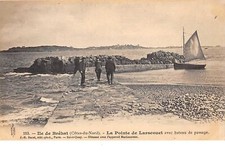 22 . N°201097 . Isola Di Bréhat . La Punta Di Larscouet Con Barca Di Passeggeri