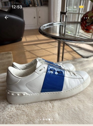 Valentino garavani sneakers - valentino,