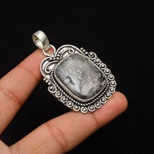 Ciondolo gioiello fatto a mano