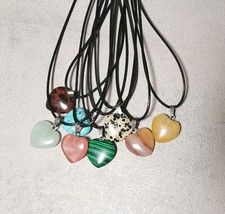 COLLANA CIONDOLO A FORMA DI