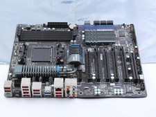 ONE GIGABYTE GA-990FXA-UD5