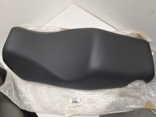 Oem triumph t2304695 selle - oem,