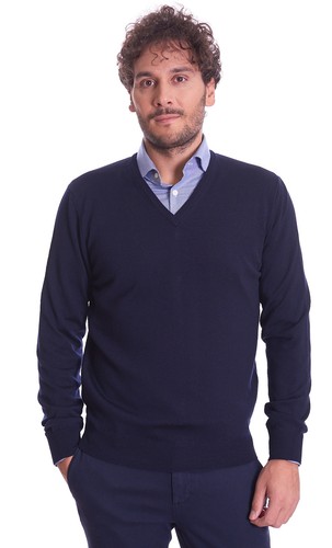 Maglia scollo in lana - scollo, v