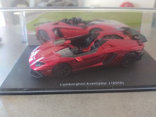 Die cast modellino auto - 1/43,