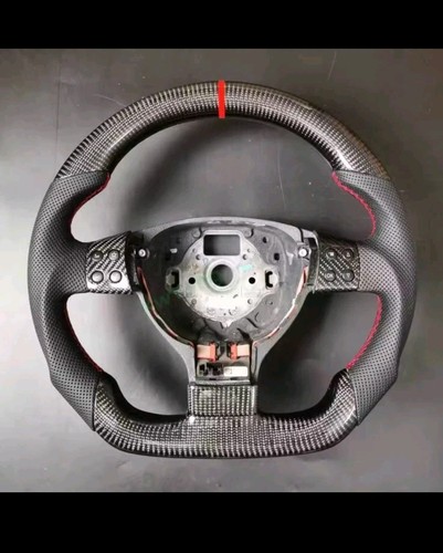 Volante carbonio custom - in,