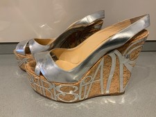 christian louboutin zeppa in