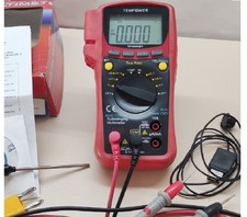 Multimetro digitale professionale 6000 cont Tester  Bluetooth USB PC - Tekpower 