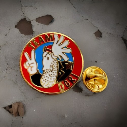 Vintage ogri lapel - lapel, pin