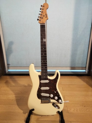 Chitarra elettrica squier - elettrica, by