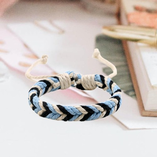 Braccialetto intrecciato - , a