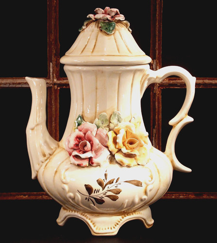 Capodimonte antica caffettiera