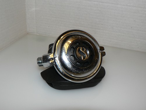 Regolatore subacqueo vintage - subacqueo,