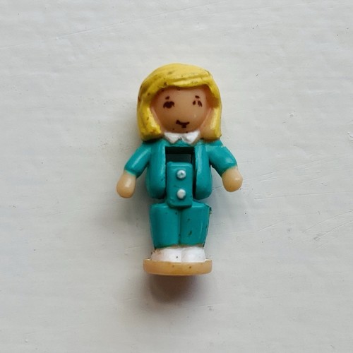 Figurina polly pocket glitter - pocket,