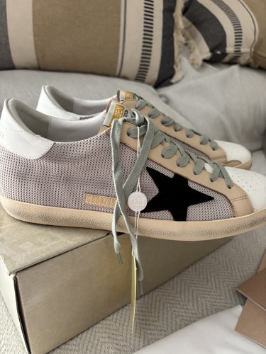 Golden goose - golden,
