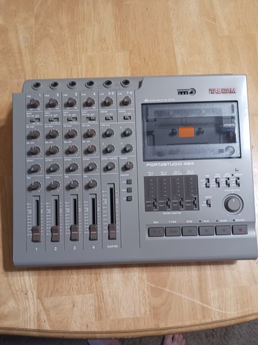 Tascam portastudio 424 - tascam,