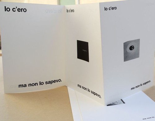 Ugo carrega porta aperta - carrega,