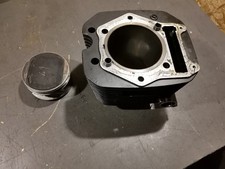 Suzuki DR 650 (SP41-SP42)