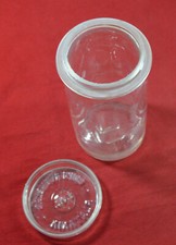 Vecchio barattolo in vetro