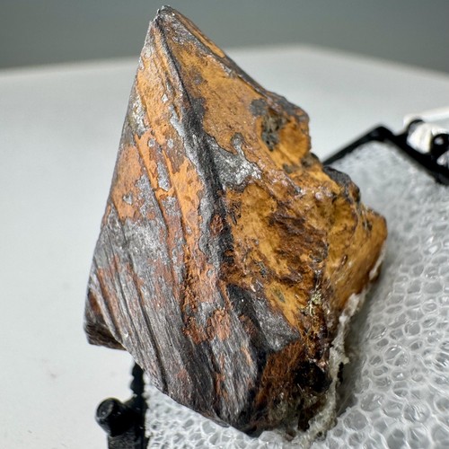 Ferberite scheelite - ferberite,