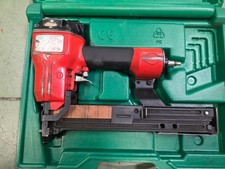 Nikema AK-40 chiodatrice