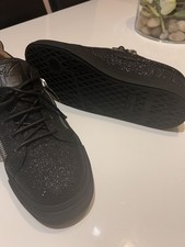 *Indossate 1 volta Shooting*