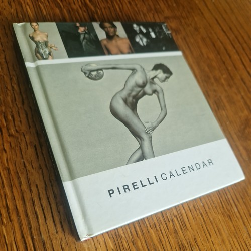 Pirelli calendar mario testino - pirelli,