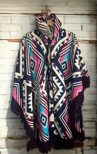 Poncho western con cappuccio