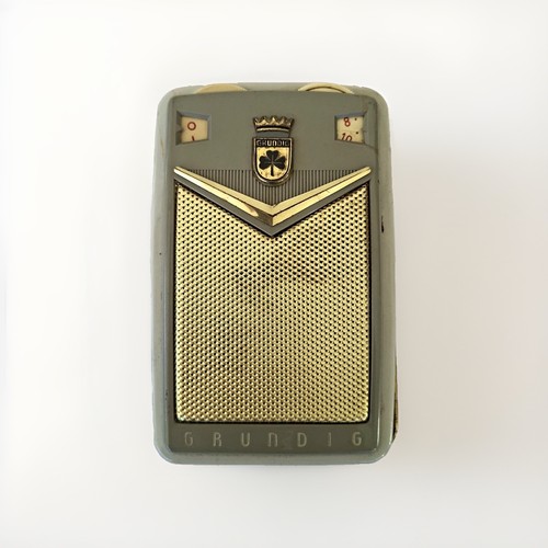 Vintage radio tascabile