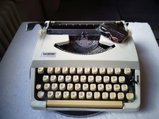 MACCHINA DA SCRIVERE BROTHER