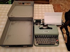 Olivetti Lettera 22  tasti rotondi  Con Custodia Vedi Foto E Descrizione 
