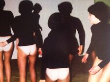 Vanessa Beecroft (warhol Guttuso Moore baj Banksy haring hirst koons christo)