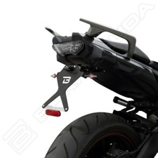 BARRACUDA PORTATARGA REGOLABILE YAMAHA TRACER 900 / GT 2018-2019 + LUCE + NCAT