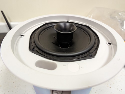 One jbl control - one,