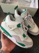 Air Jordan 4 SB verde pino