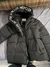 Piumino Moncler Montcla