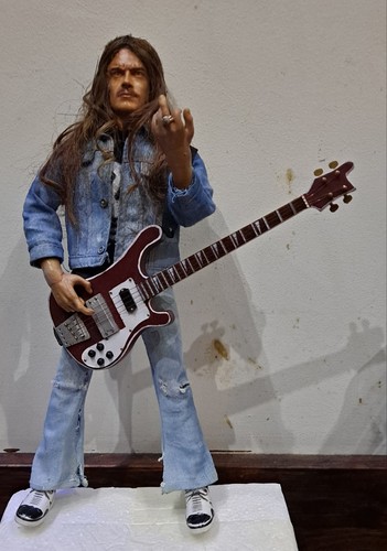 Cliff burton metallica - burton, custom