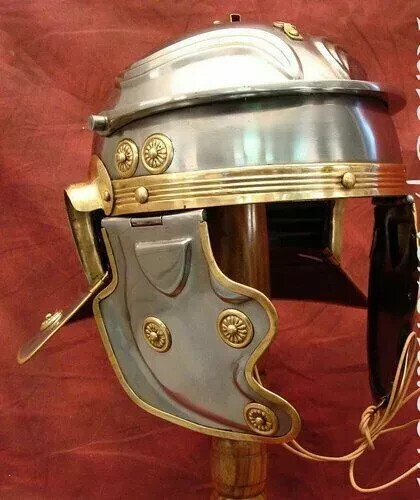 Elmetto soldato imperiale
