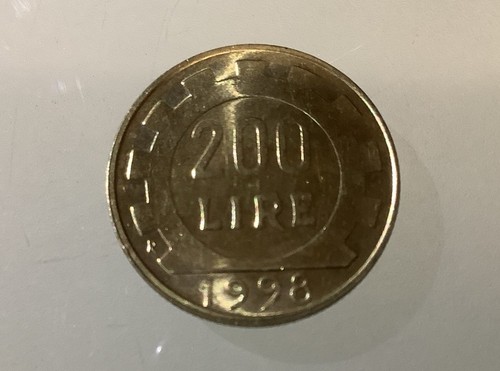 Italy 200 lire 1998 circulated - italy,