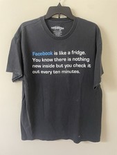 Camicia umorismo Y2K 2010s Jem