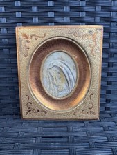 ANTICO BASSORILIEVO SCOLPITO SU PIETRA - CORNICE DORATA IN LEGNO INCISA - '900