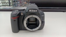 Nikon D3000 kit obiettivo