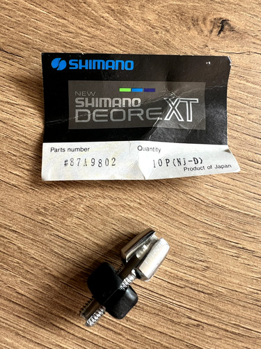 Bullone dado regolazione - bullone,