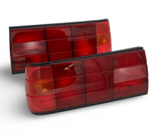Fanali posteriori rossi per