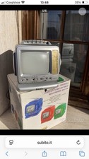 Mini televisore bianco - televisore, nero