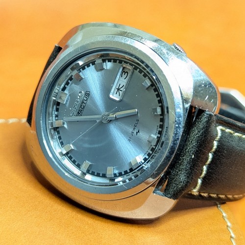 Orologio seiko actus 7019 - 5,