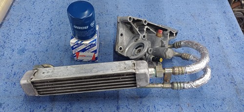 Radiatore olio con tubi - , e